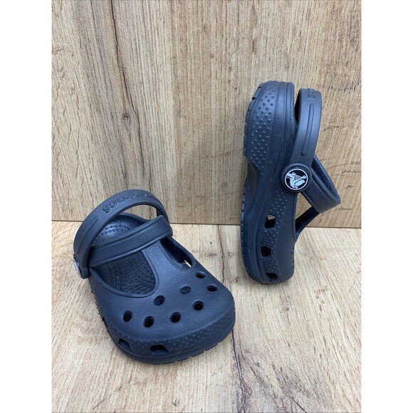 Crocs Classic Kid's US 1 Clogs Black Ankle Strap Round Toe Comfort Slip On Shoes - Picture 1 of 16
